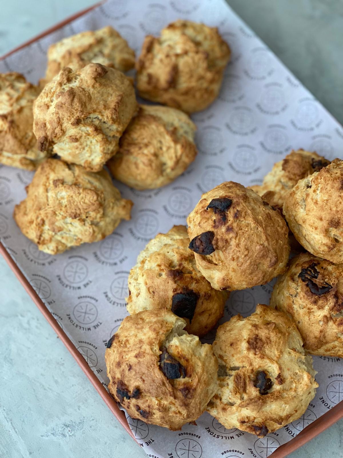 Scone de Tâmaras Assados